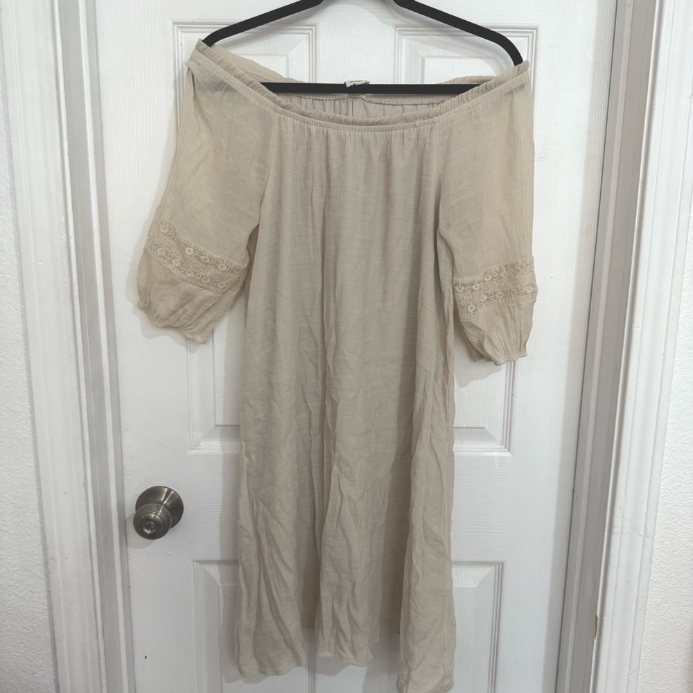 NAIF Cream Off-Shoulder Midi Dress Small With Lace on Sleeves Pre Owned